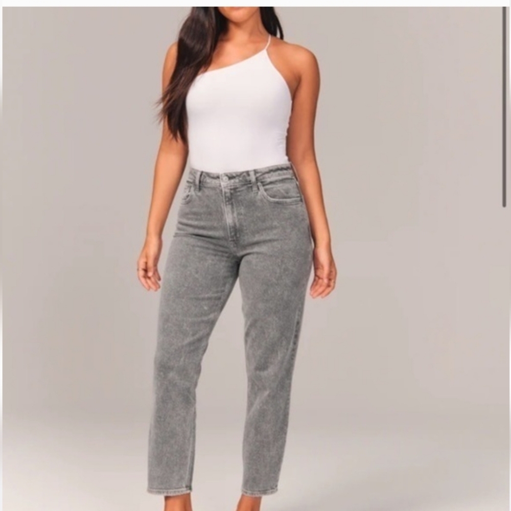 Abercrombie & Fitch Curve Love High Rise Mom Jeans 28 6XS Extra Short High-rise